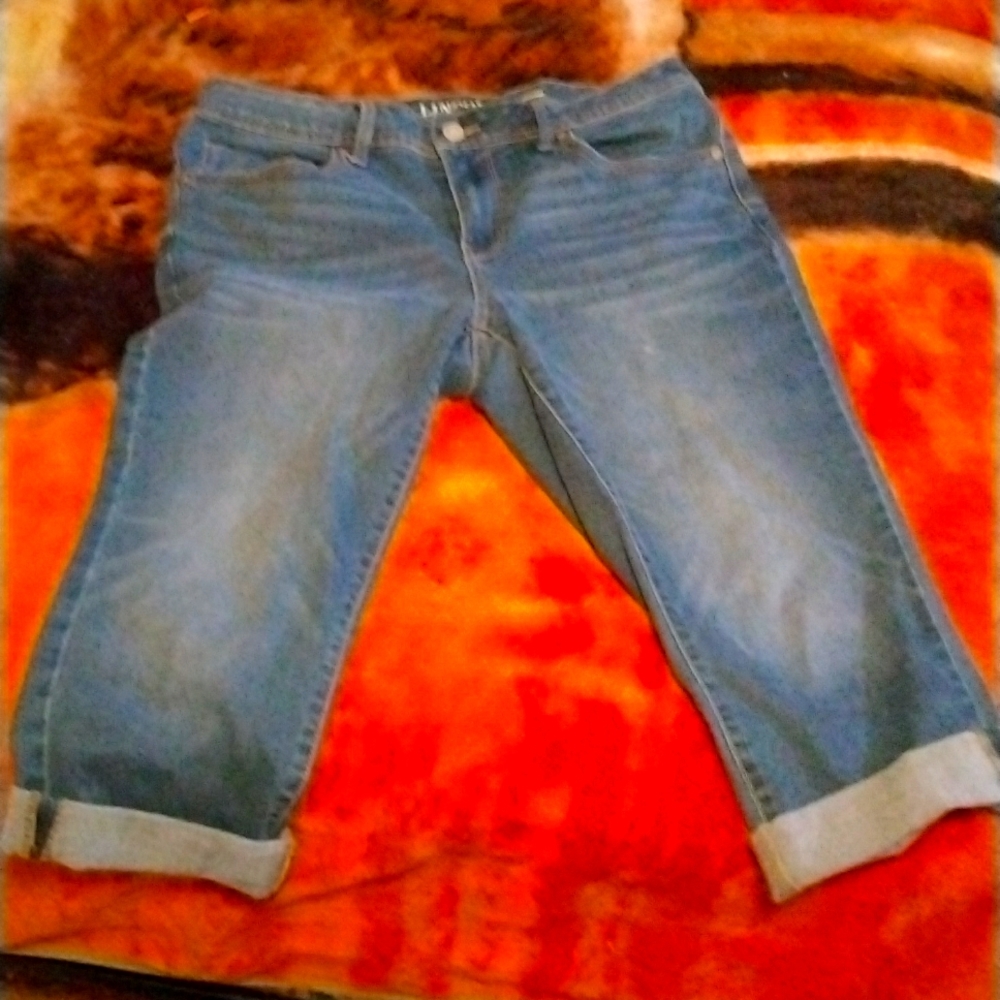 Capris